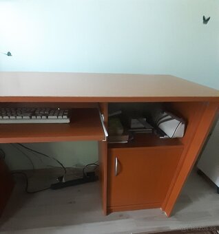 Predam studentsky stol - 3