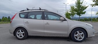 HYUNDAI i30CW 1.6CRDI 85kw 2010 - 3