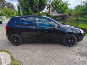 Predám Volkswagen golf 5 2.0 TDI 103 kw rv 2004 - 3