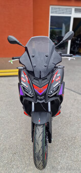 Aprilia SRGT 125 Replica - 3