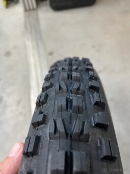 Predám plášte Maxxis Minion DHR II 29x2,4 - 3