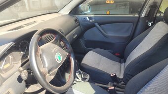 Predám OCTAVIA COMBI 1.9 TDI 66kw - 3