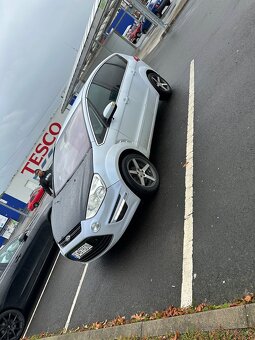 Surne predám  Ford  Smax 2l 120kw 7m - 3