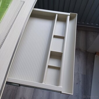 Rastúci pracovný stôl 120 cm š/75 hl - 3