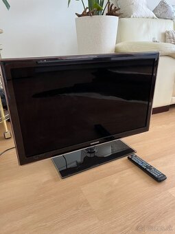 Televizor Samsung - UE32D5500 , vynikajuci stav - 3