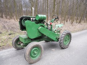 Traktor Svoboda DK 12 s motorem Slavia - 3