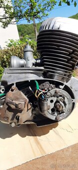 Jawa 250 -motor - 3