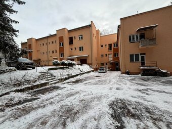 PREDAJ:4i byt+2 logg.;110 m2; Lučivná -V.TATRY, 170.000 € - 3