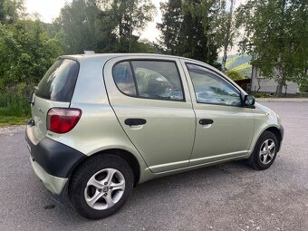 Toyota Yaris 1.0 VVT-i - 3