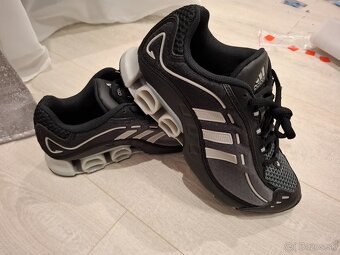 Predam adidas botasky - 3