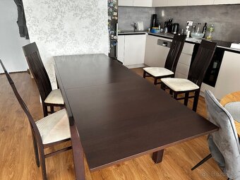 Jedalensky roztahovaci stol + stolicky - 3