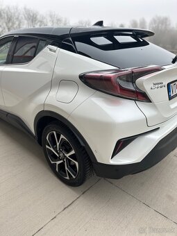 Toyota C-HR 1.8 Hybrid Dynamic E-CVT FWD - 3