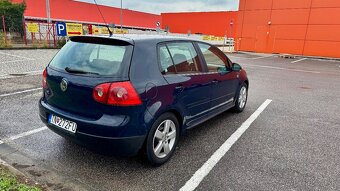 VW Golf 5 1.6 FSI - 3