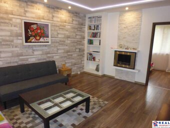 TOP ZREKONŠTRUOVANÝ+ ZARIAD. 5-izb. byt 95 m2+ loggia, vlast - 3