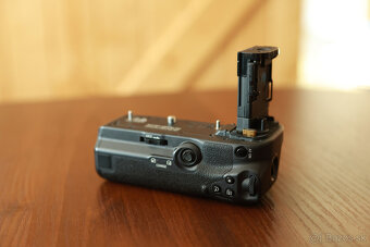 Canon Battery Grip BG-R10 - 3