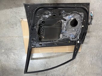 Dvere Mitsubishi Grandis - 3