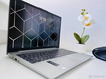 Lenovo - 3