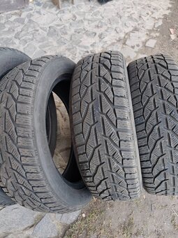 Predám zimné pneumatiky 205/55/R18 - 3