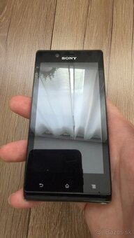 Sony Xperia J - 3