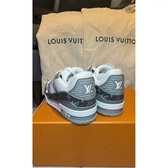 Louis Vuitton Trainer - 3