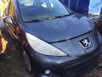 PEUGEOT 207 1.4 benzin - 3