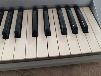 Varhany Yamaha - 3