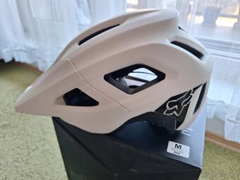 Prilba Fox vel. M - 3