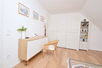 Predaj priestranný 2i byt s 7,15 m2 terasou, pivnica, Rajka - 3