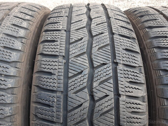 225/55 R17 C  -zimné - 3