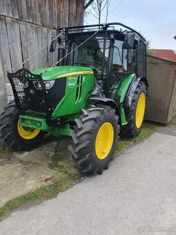Predám John Deere 6100MC - 3