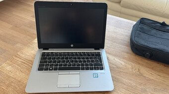 HP EliteBook 820 G3 - 3