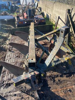 predam vymenim 3-radlicny pluh - 3