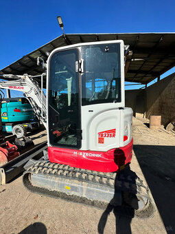 TAKEUCHI TB335R DIESEL - 3