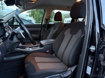 Kia Sorento 2.2 CRDi 7-miestne, Automat, Adaptiv tempomat - 3