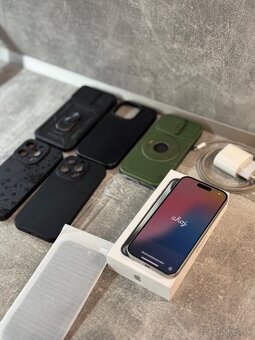 iPhone 15 Pro 256GB - 3