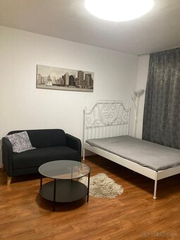 1-izbovy byt na prenajom v centre Púchova - 3