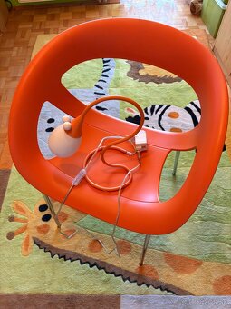 Stolička + koberec + svietidlá - 3