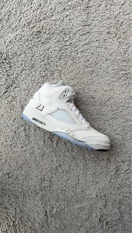 Jordan 5 Retro White Metallic (2026) - 3