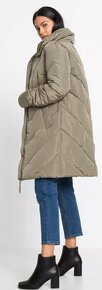 Moderný prešívaný hnedozelený kabát, veľkosť 40 - 3