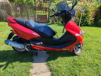 Yamaha 125 majesty - 3