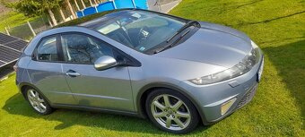 Honda Civic 2,2 EXECUTIVE - 3