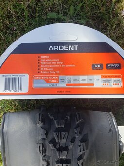 plášte MAXXIS Ardent 26x2.25, duše FORCE Lite 26x2.10-2.40 - 3