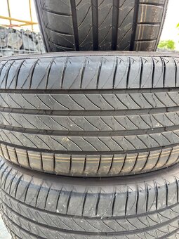 Nove letne pneu Michelin 215/55r17 - 3
