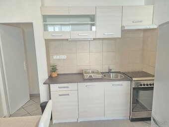 2.izb.byt prenajmem BAIII - 3