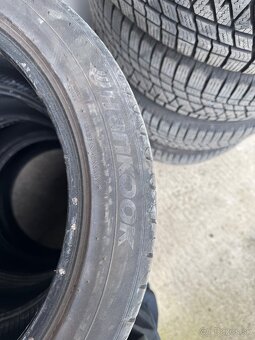 225/45R17 - 3