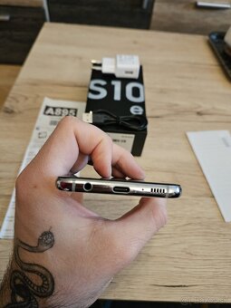 Predám Samsung S10E - 3