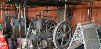 Starý motor historický stroj parný motor - 3