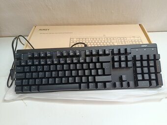 Mechanická klávesnica aukey KM-G6 20€ - 3