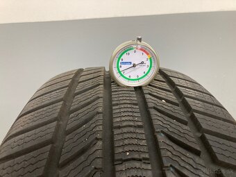255/55R18 - 3