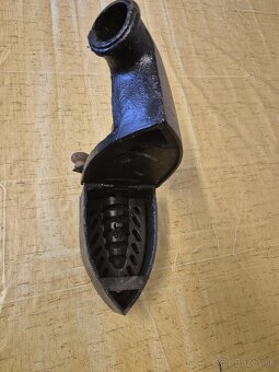 STAROŽITNÁ ŽEHLIČKA - 3